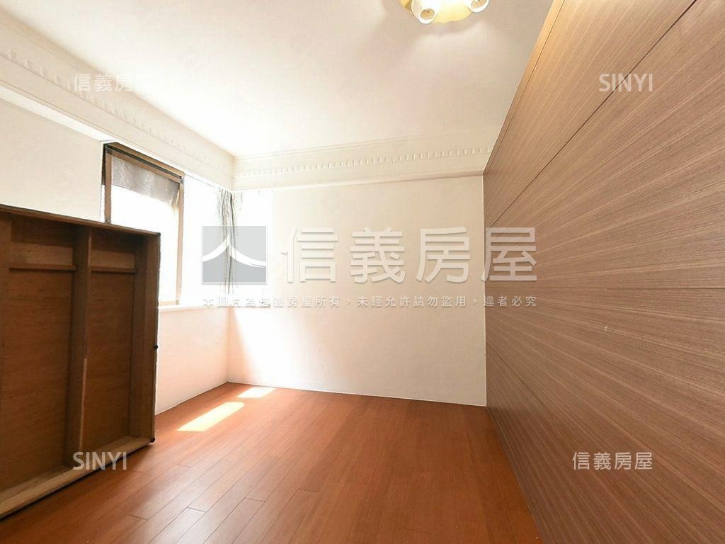 【主推】東區仁愛御府４房房屋室內格局與周邊環境