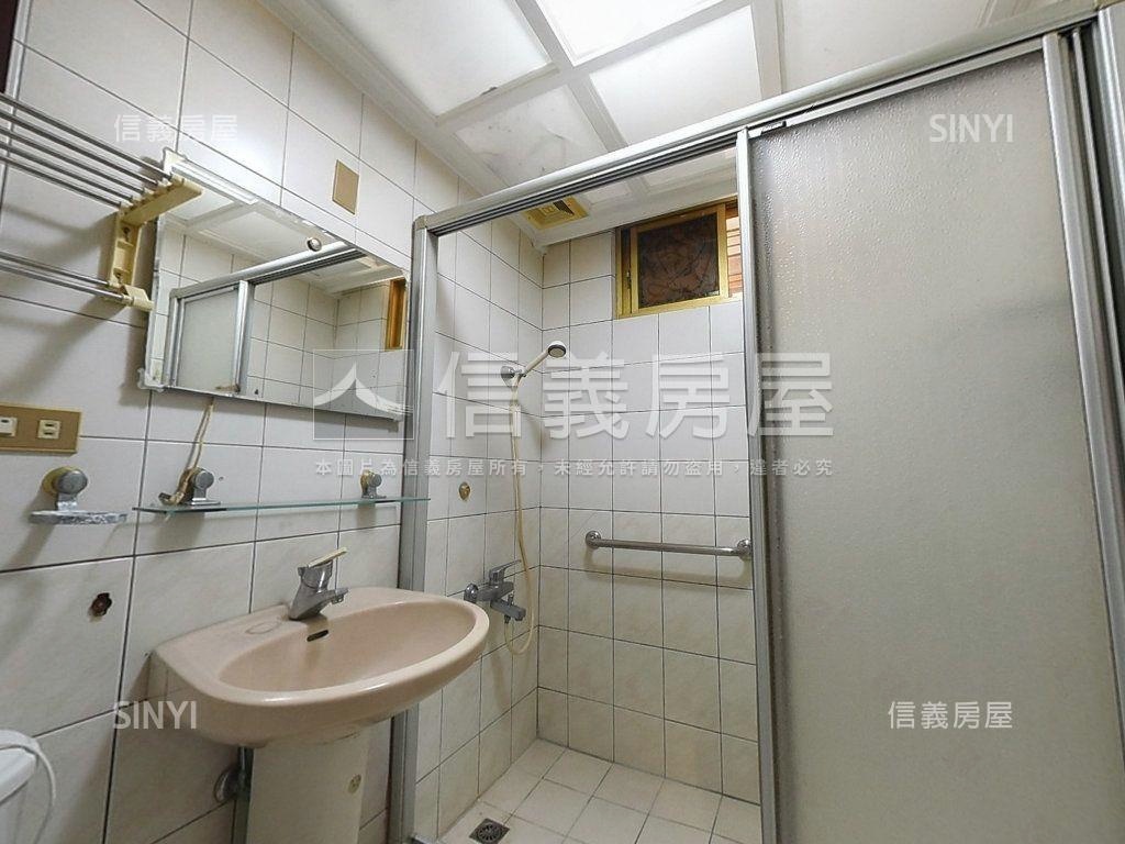 【主推】東區仁愛御府４房房屋室內格局與周邊環境