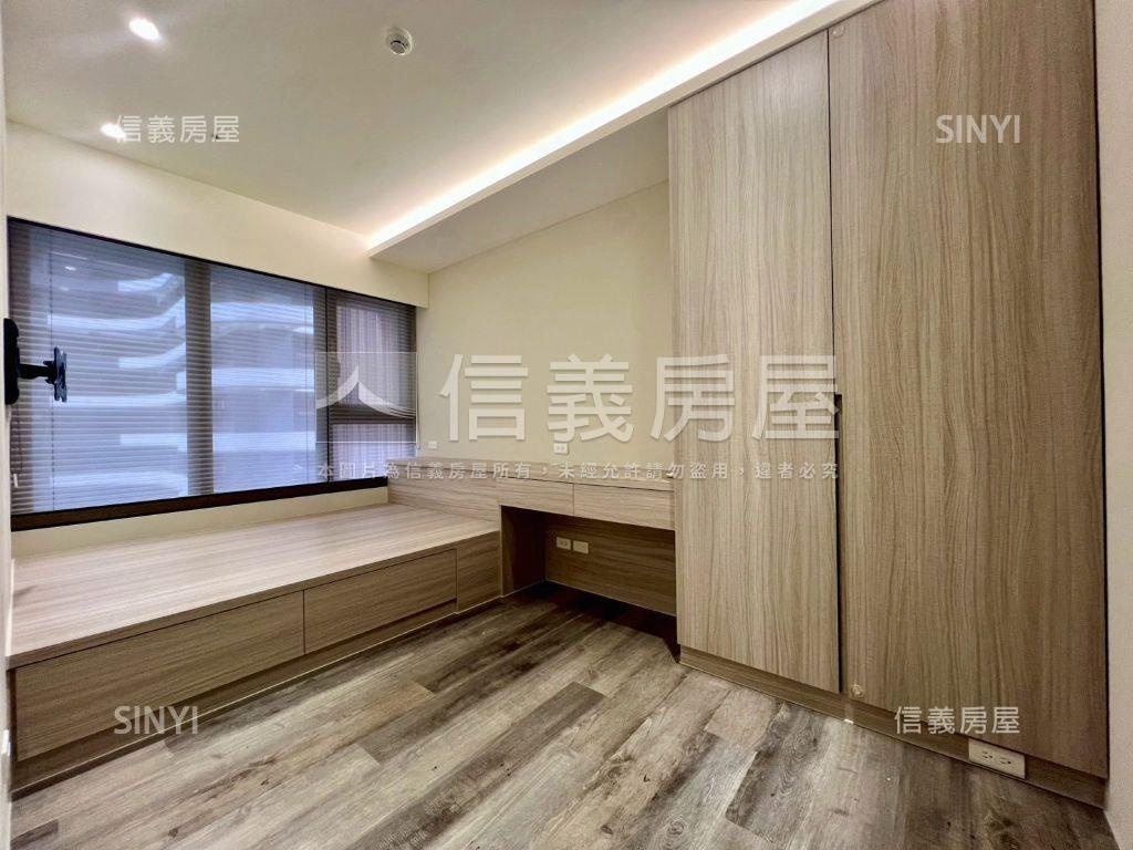 智能美妝３房車位房屋室內格局與周邊環境