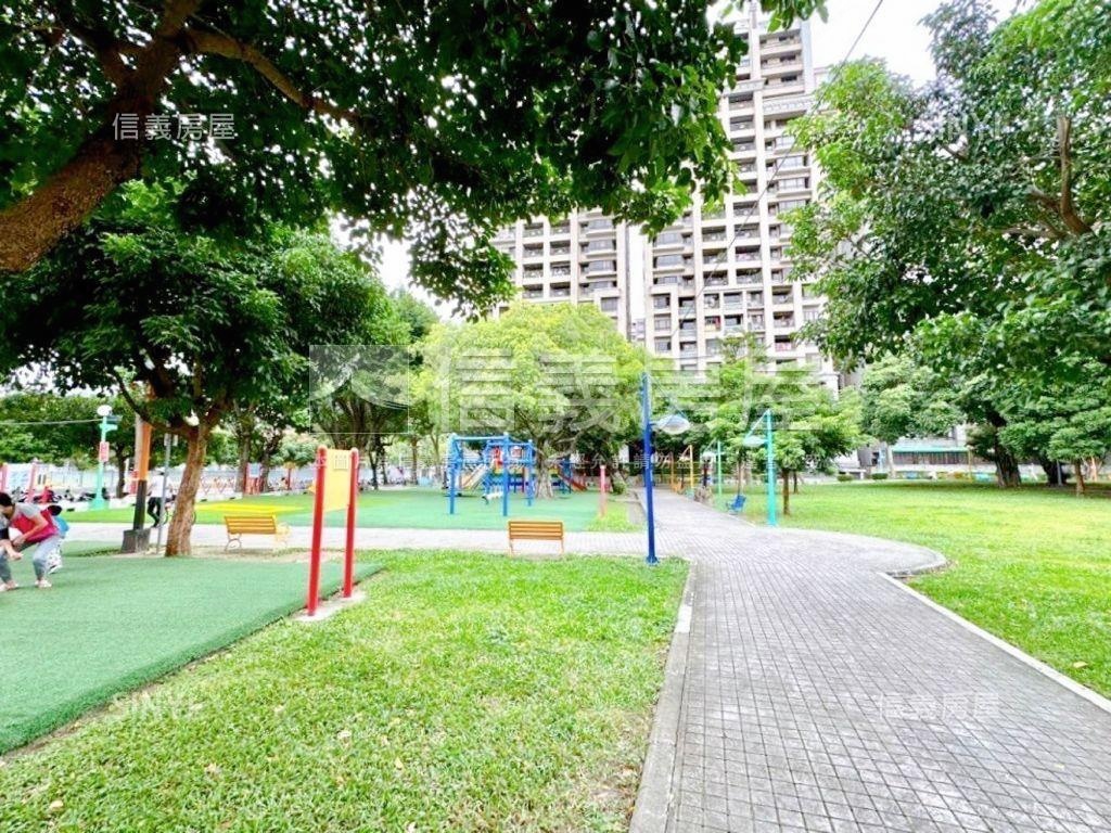 專任近捷運華廈３房房屋室內格局與周邊環境