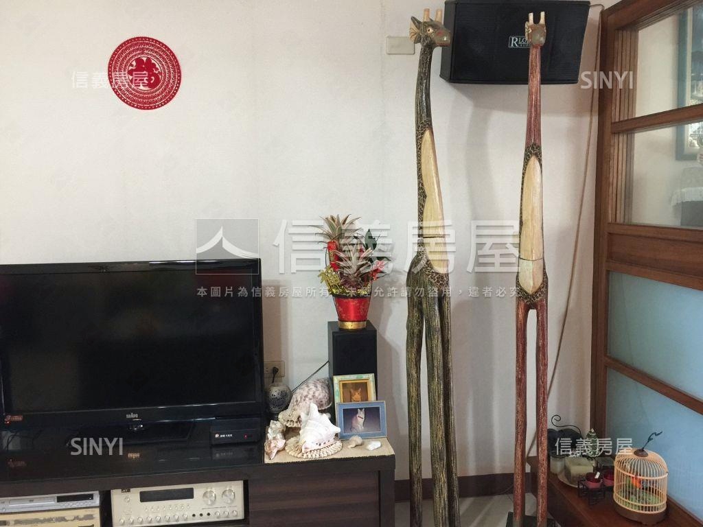 秀山路透天店面房屋室內格局與周邊環境