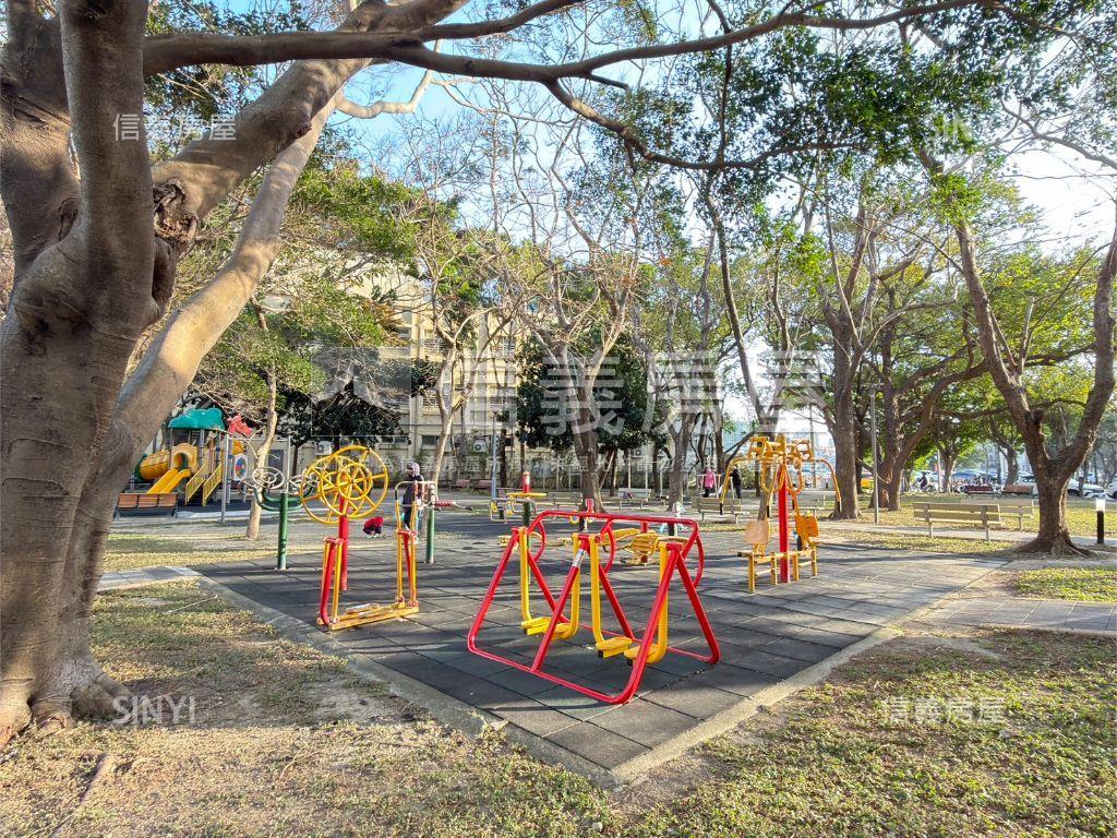 森林首席Ｂ棟８樓房屋室內格局與周邊環境