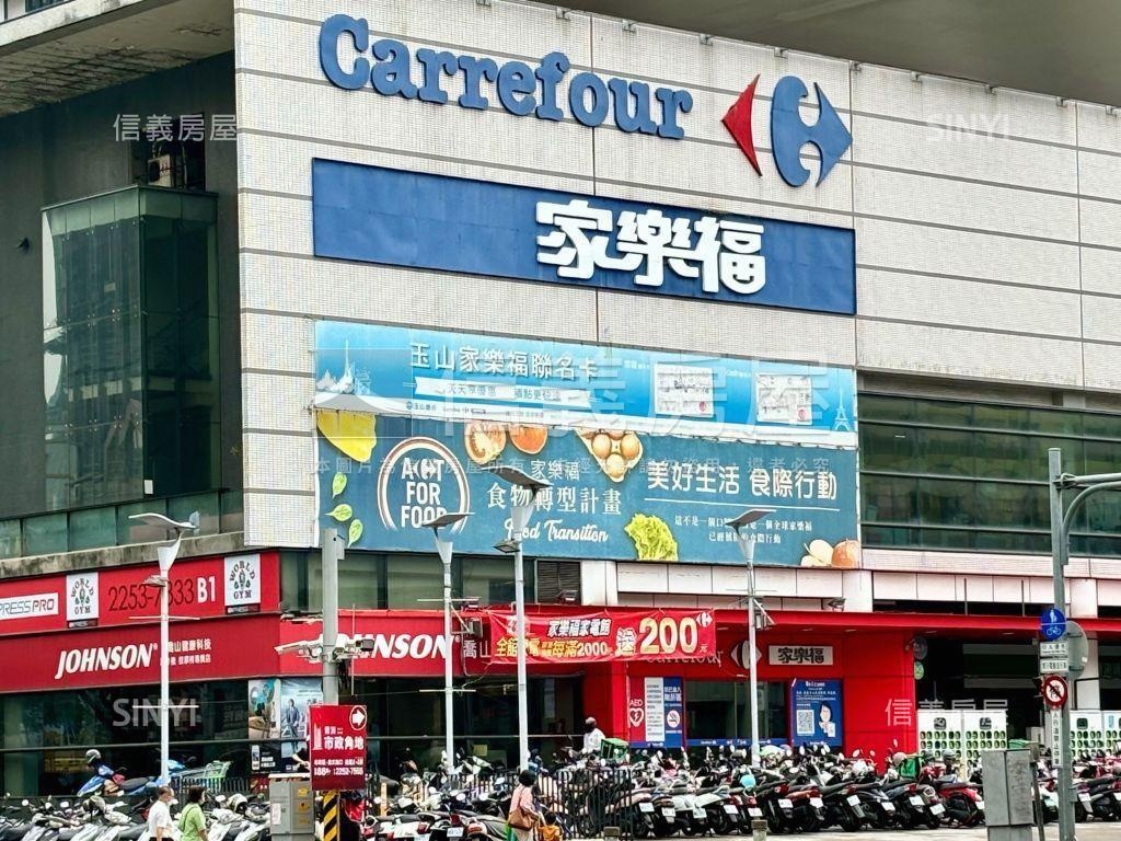 七期旁大面寬金店房屋室內格局與周邊環境