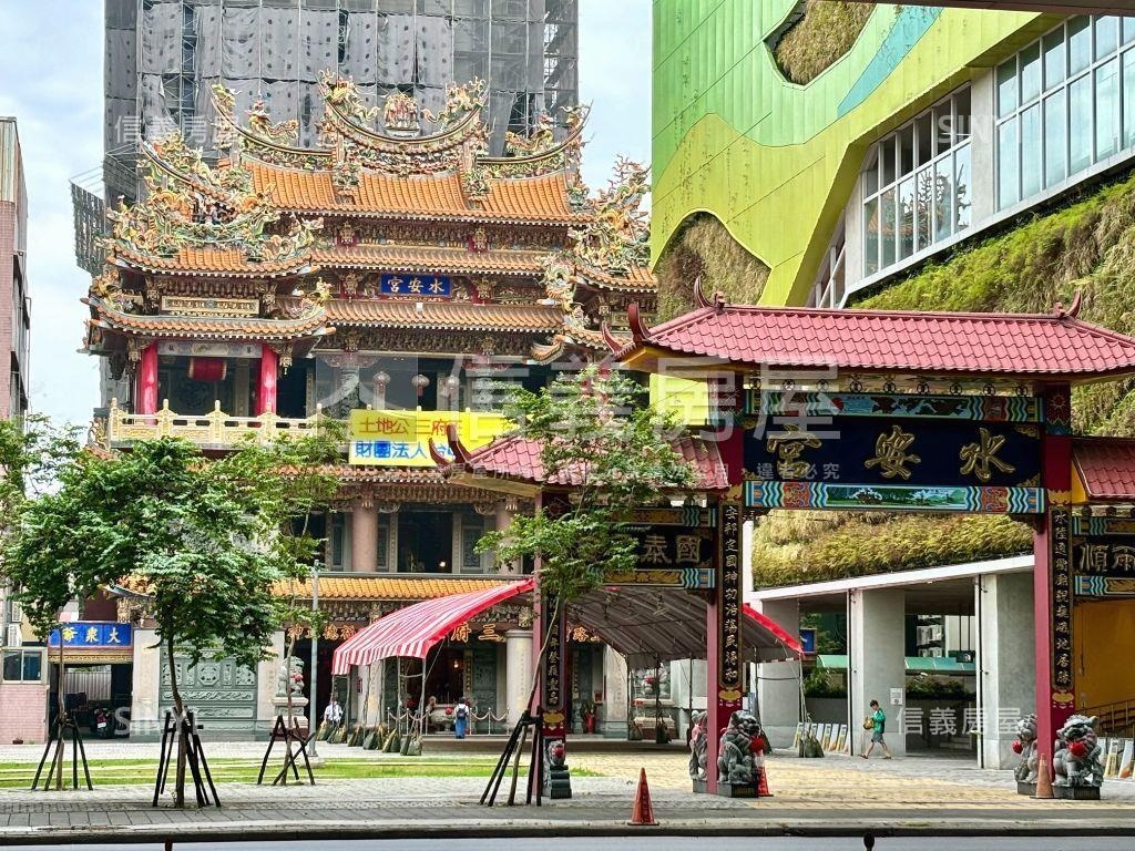 七期旁大面寬金店房屋室內格局與周邊環境