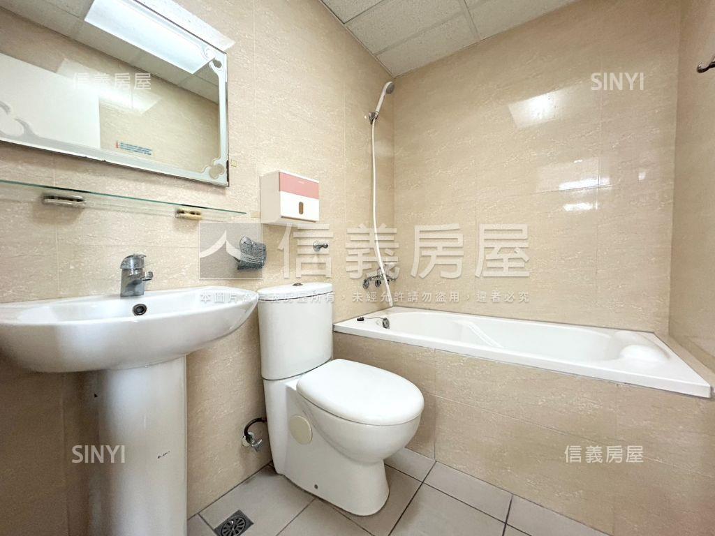 【專任】桃園美三房車位房屋室內格局與周邊環境