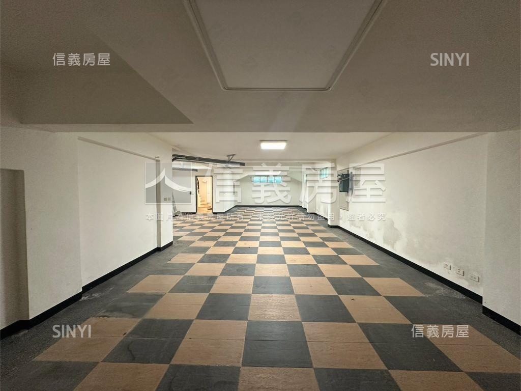 皇昱層峰百坪社區透天房屋室內格局與周邊環境