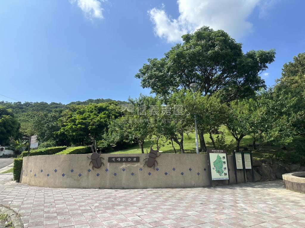 復興崗捷運站電梯美２房房屋室內格局與周邊環境