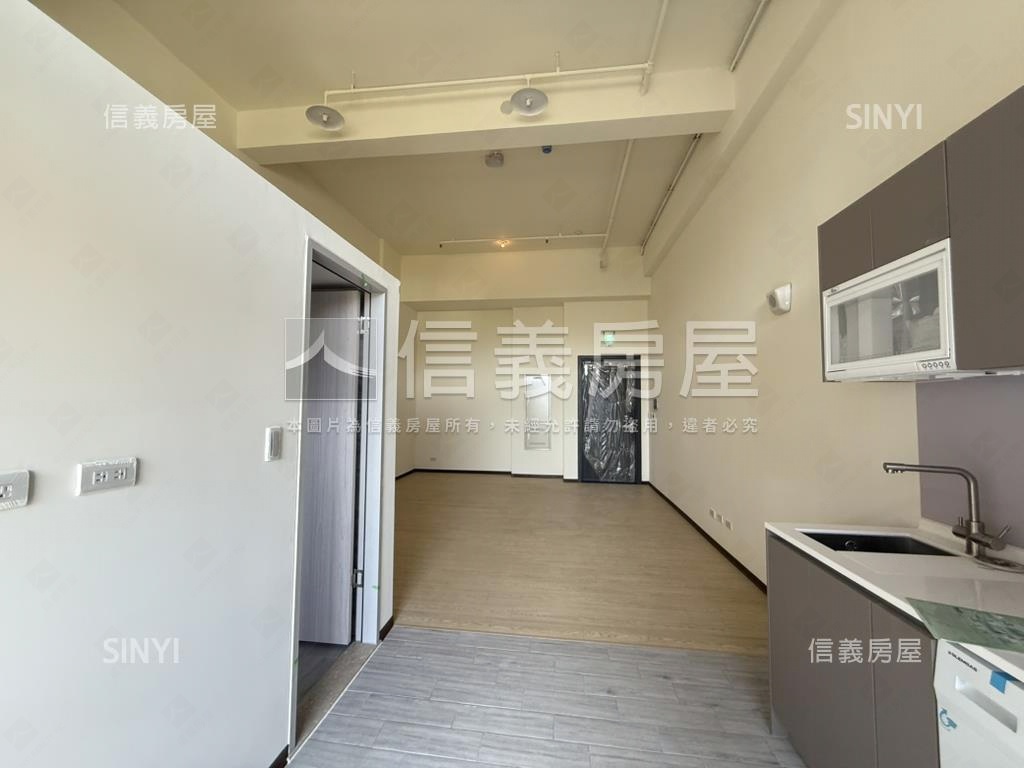 浩瀚湖濱城。全新未使用房屋室內格局與周邊環境