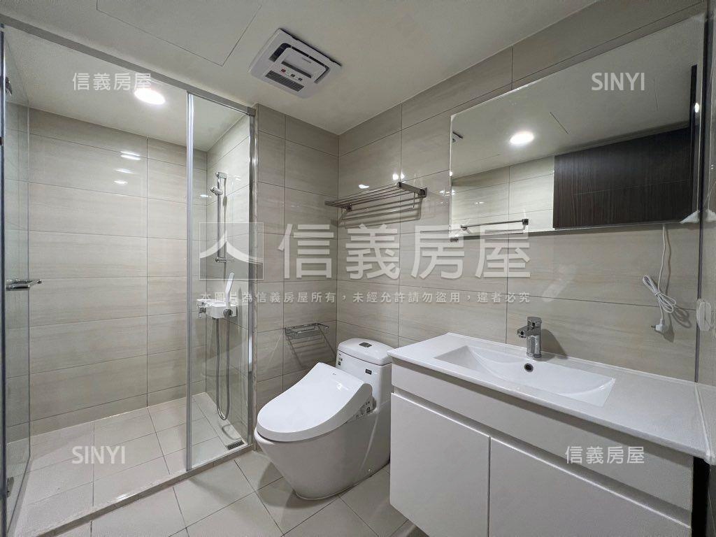 美麗山林兩房車位房屋室內格局與周邊環境