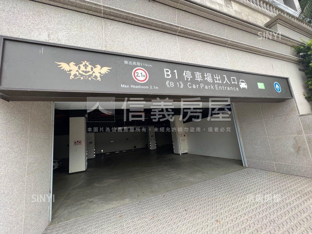 美麗山林兩房車位房屋室內格局與周邊環境