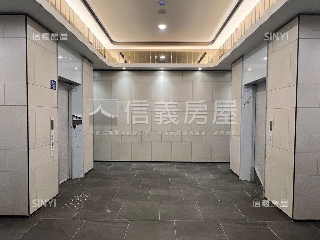 美麗山林兩房車位房屋室內格局與周邊環境