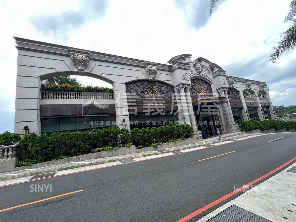 美麗山林兩房車位房屋室內格局與周邊環境