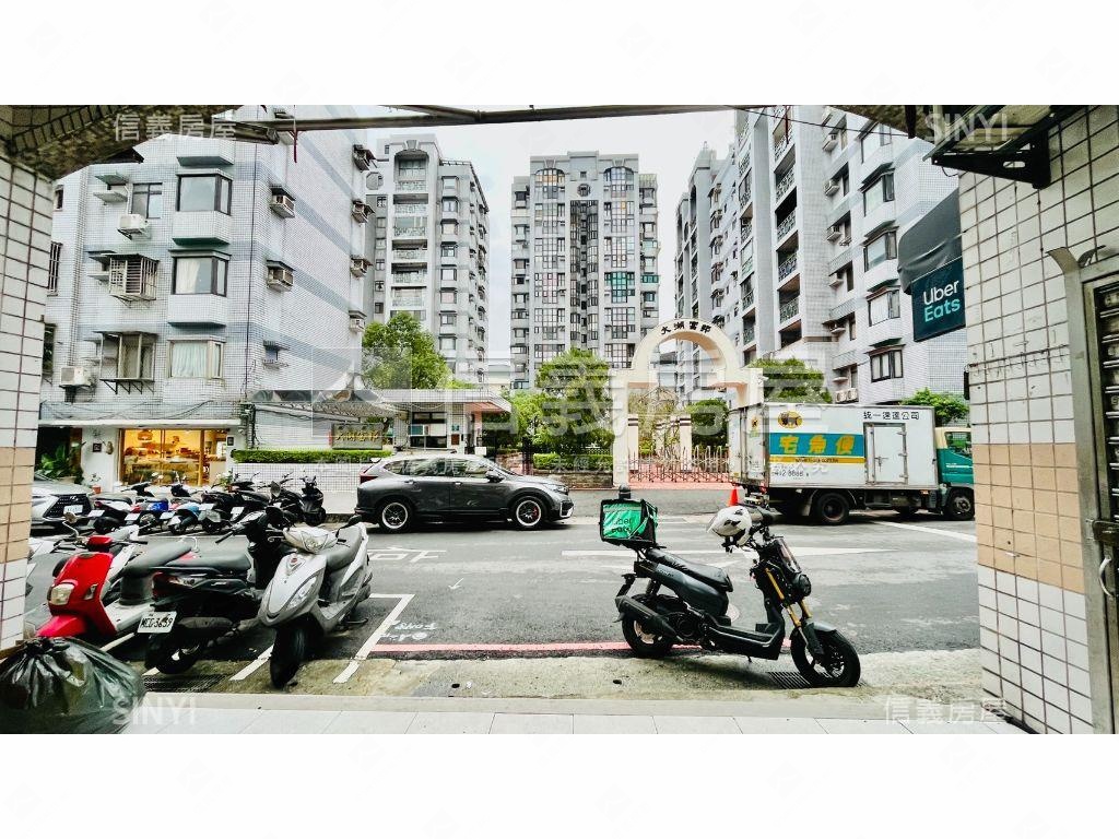 濱湖名紳早安您好店面房屋室內格局與周邊環境