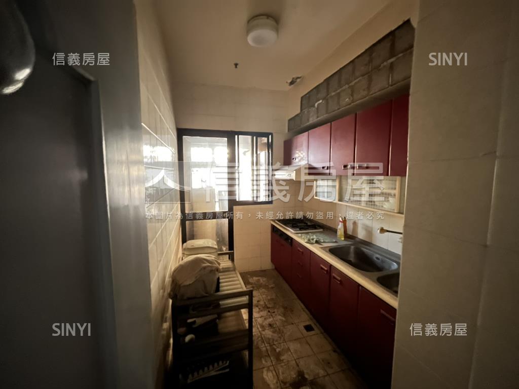 民生皇家高樓復古美宅平車房屋室內格局與周邊環境