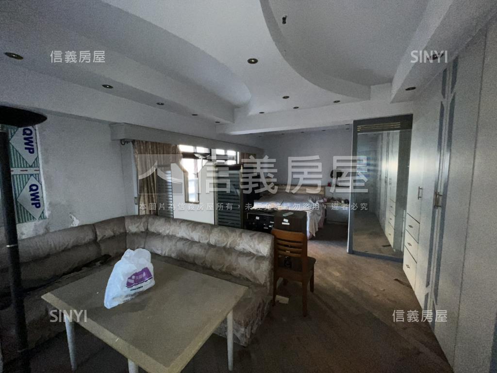 民生皇家高樓復古美宅平車房屋室內格局與周邊環境