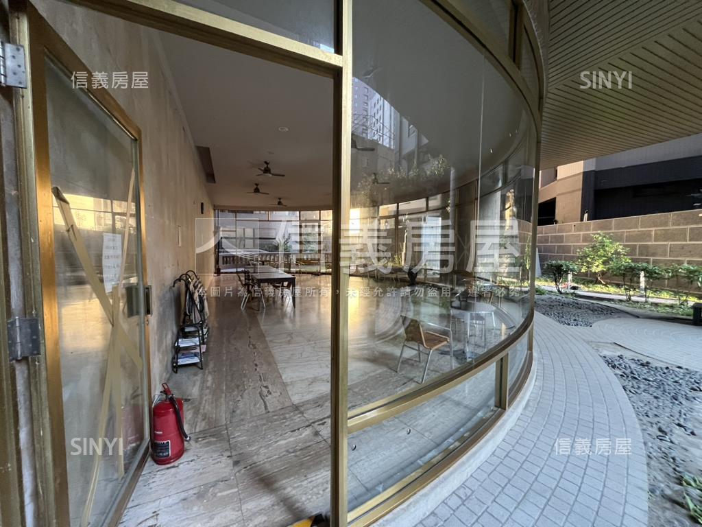 民生皇家高樓復古美宅平車房屋室內格局與周邊環境