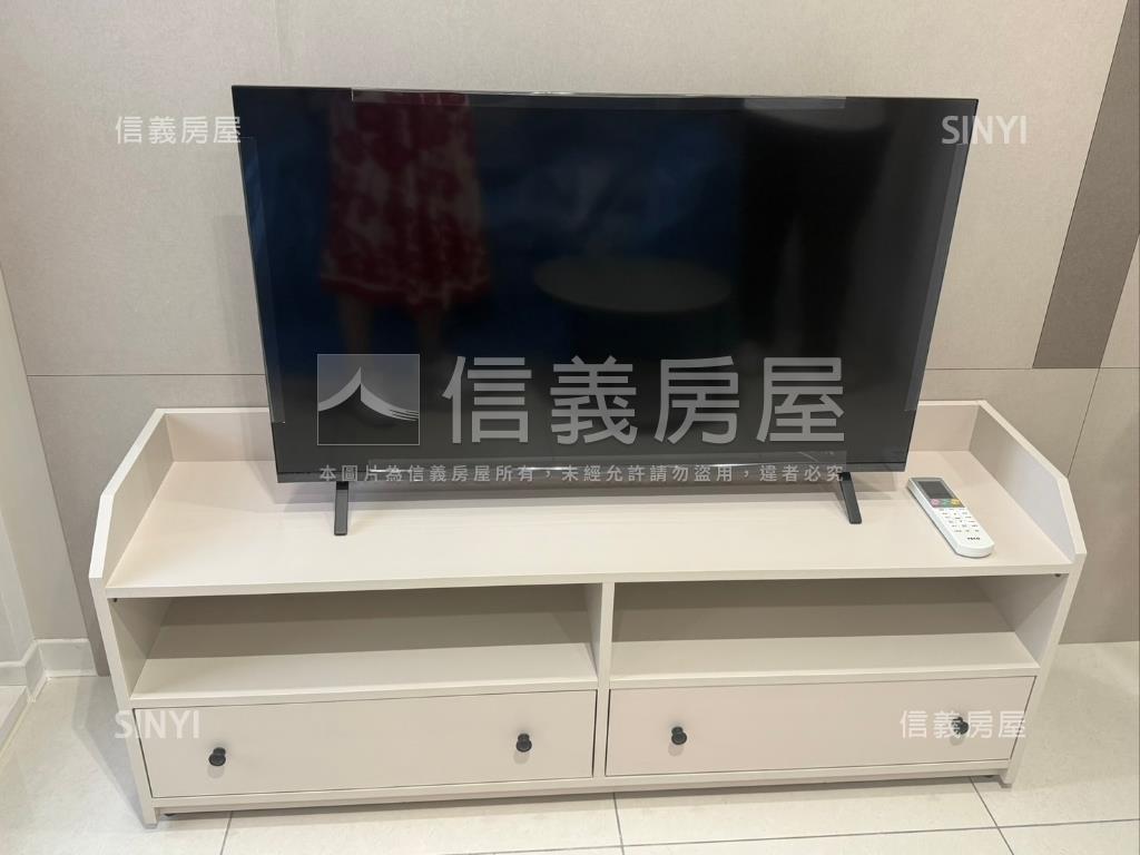 信義國小五福國中時尚帝寶房屋室內格局與周邊環境