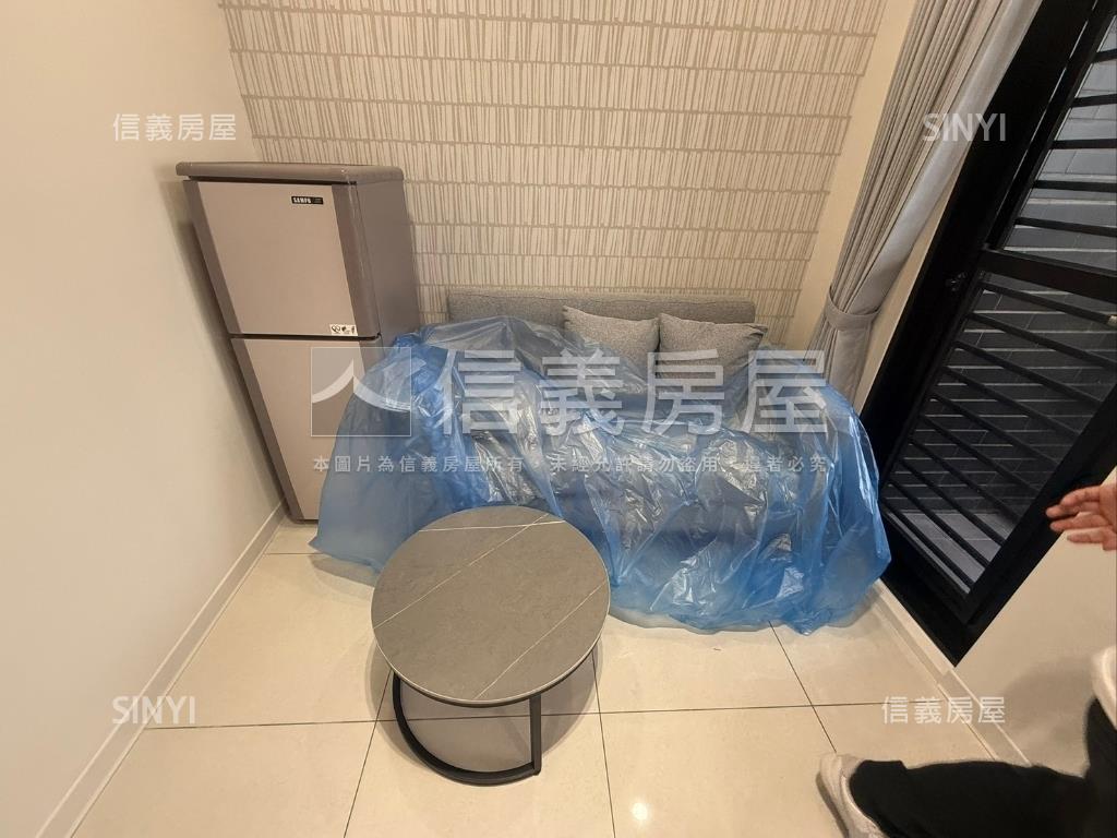 信義國小五福國中時尚帝寶房屋室內格局與周邊環境