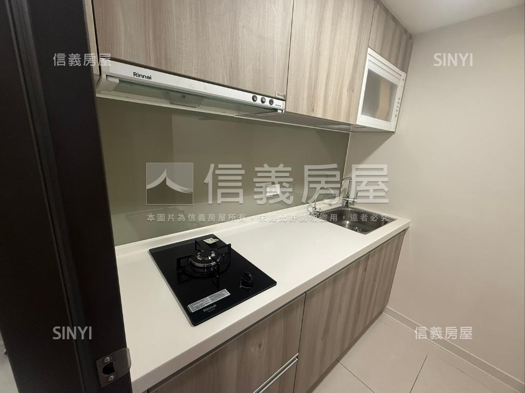 信義國小五福國中時尚帝寶房屋室內格局與周邊環境