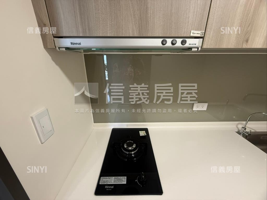 信義國小五福國中時尚帝寶房屋室內格局與周邊環境