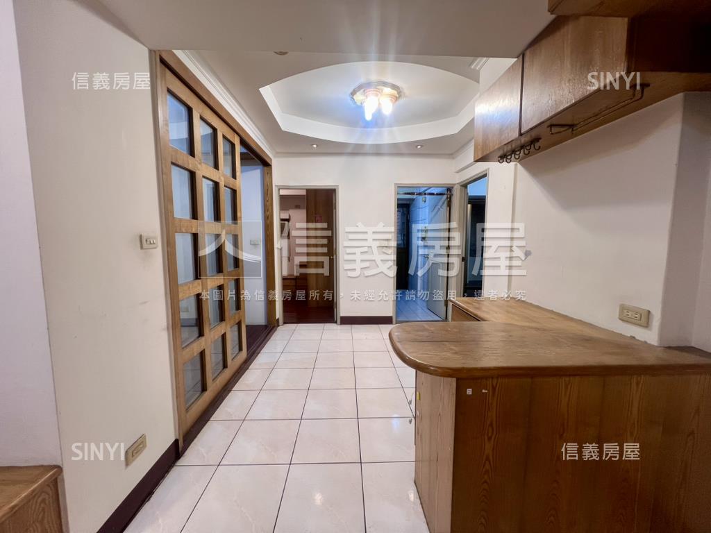 大世紀花園三房美屋房屋室內格局與周邊環境