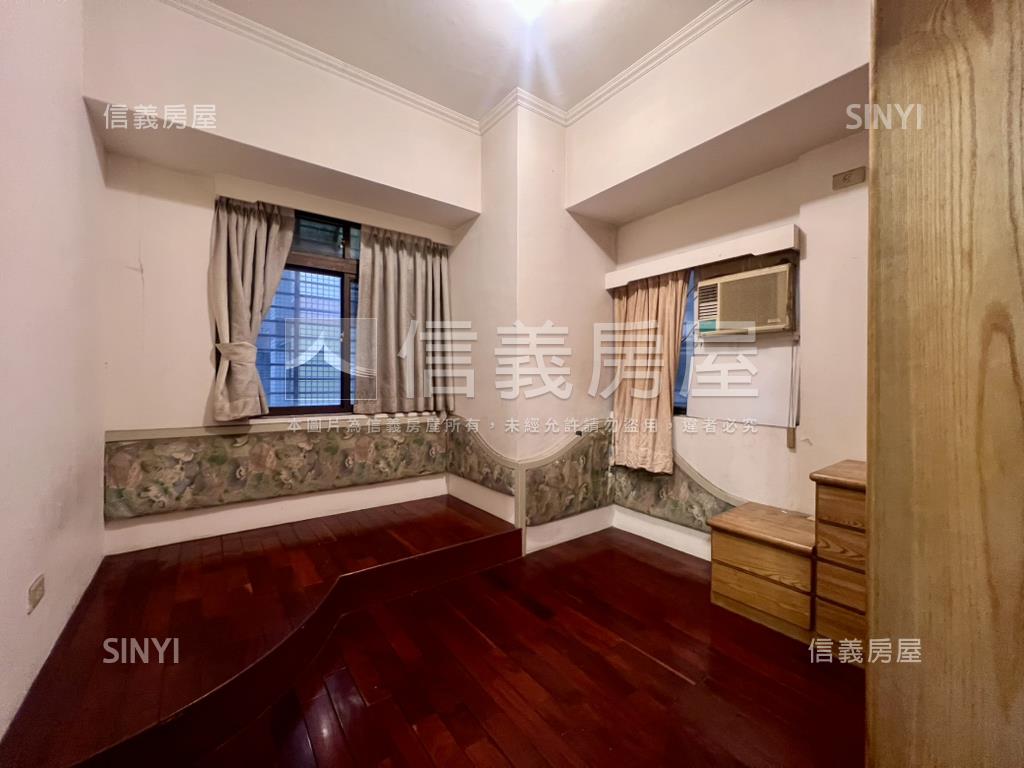 大世紀花園三房美屋房屋室內格局與周邊環境