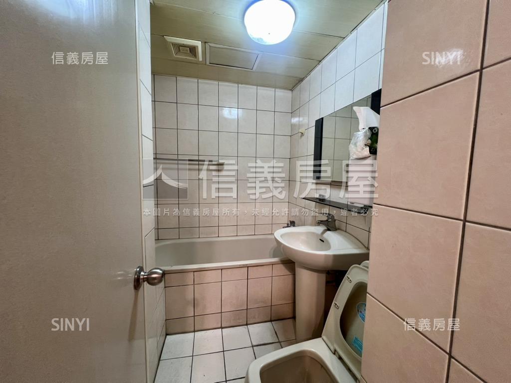 大世紀花園三房美屋房屋室內格局與周邊環境
