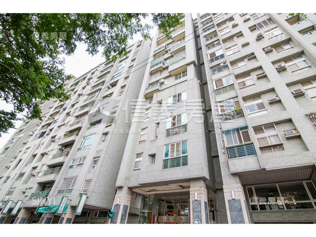 新案⭐文心高第角間金店面房屋室內格局與周邊環境