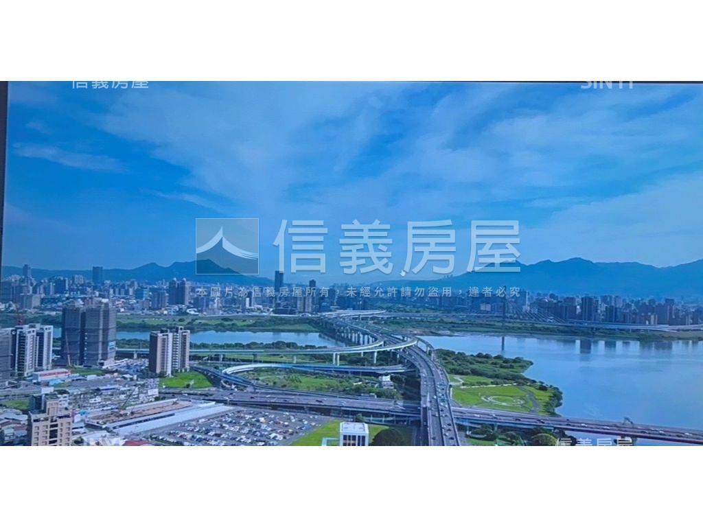 新濠一滙眺望河景２房車位房屋室內格局與周邊環境