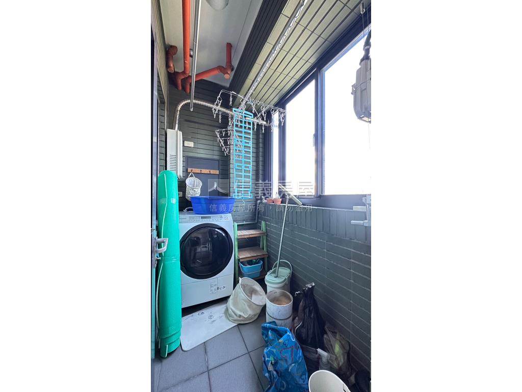陽光＆公園２房附平面車位房屋室內格局與周邊環境