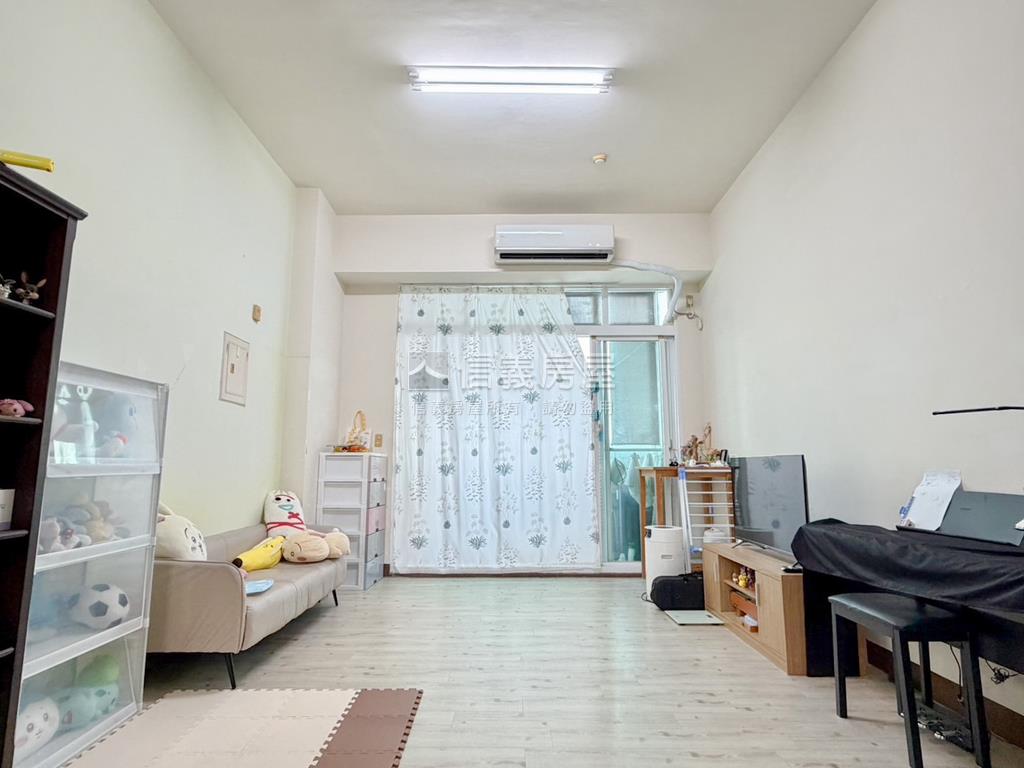 近美術館雙陽台２房平車房屋室內格局與周邊環境