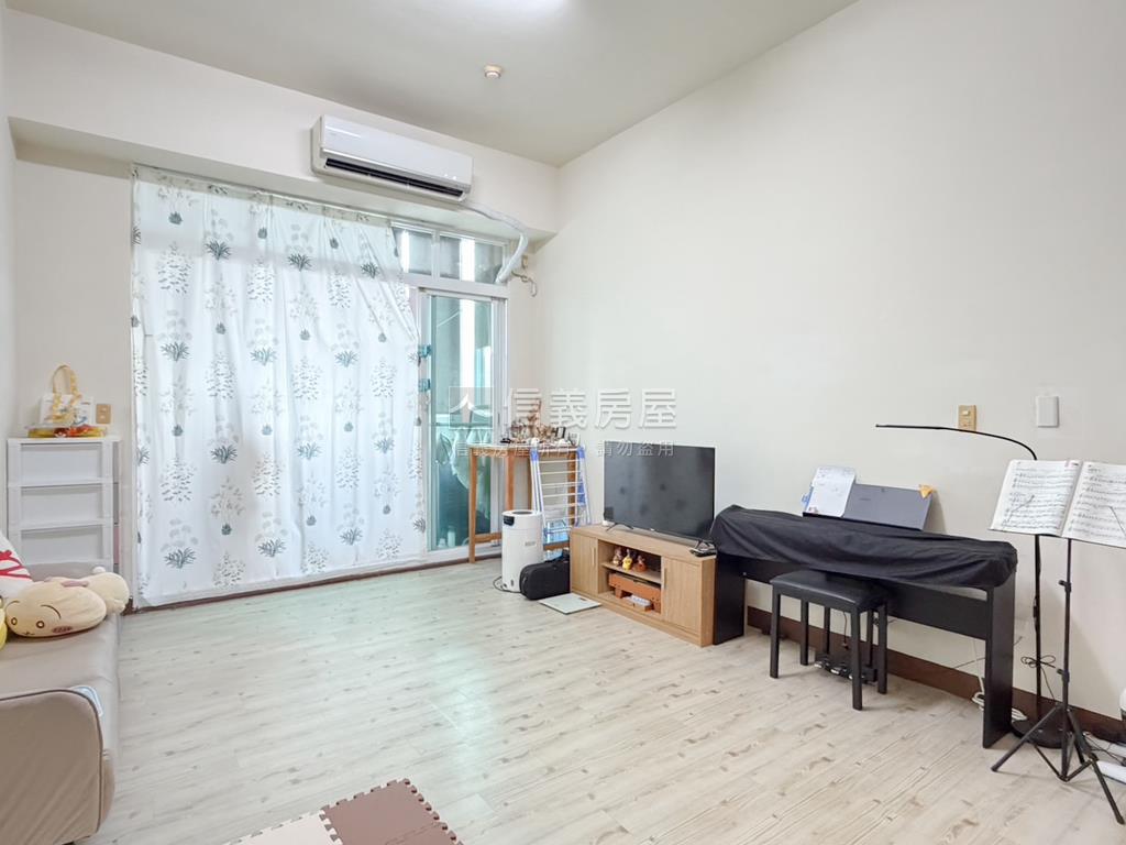近美術館雙陽台２房平車房屋室內格局與周邊環境