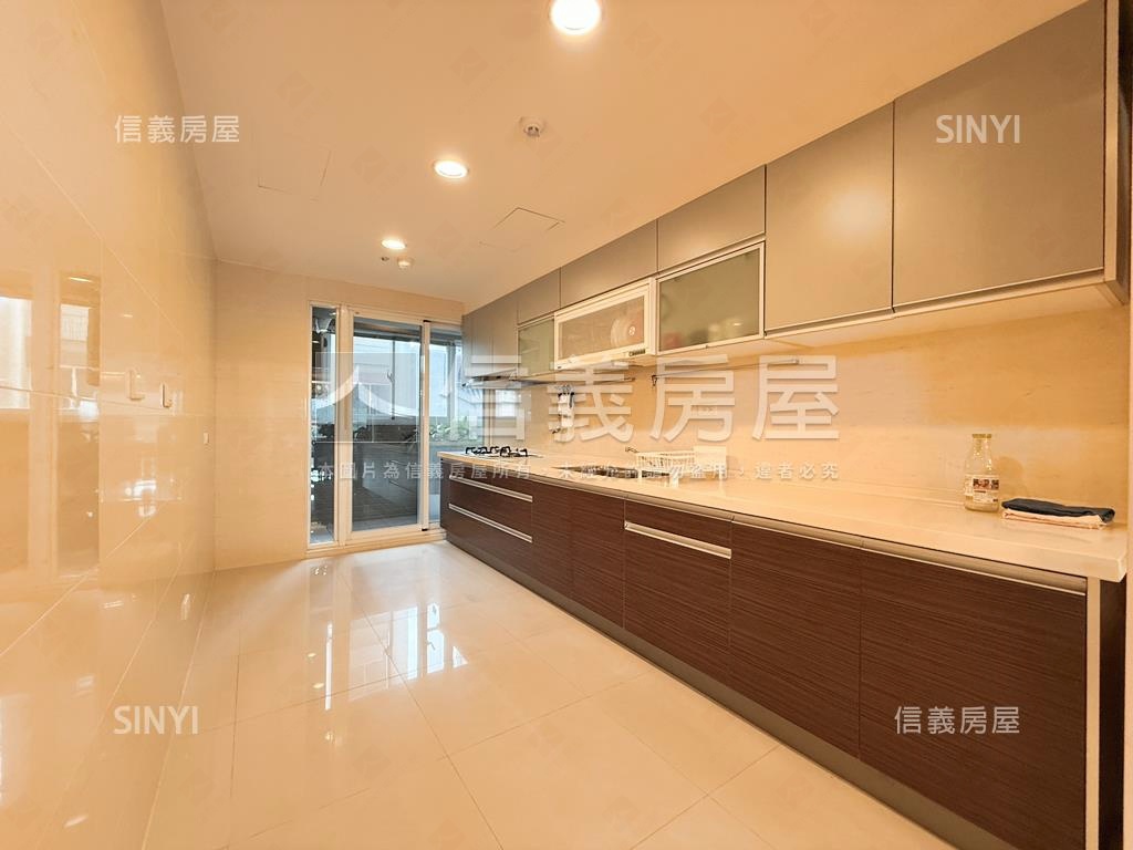 河景綠意大四房｜湯泉首席房屋室內格局與周邊環境