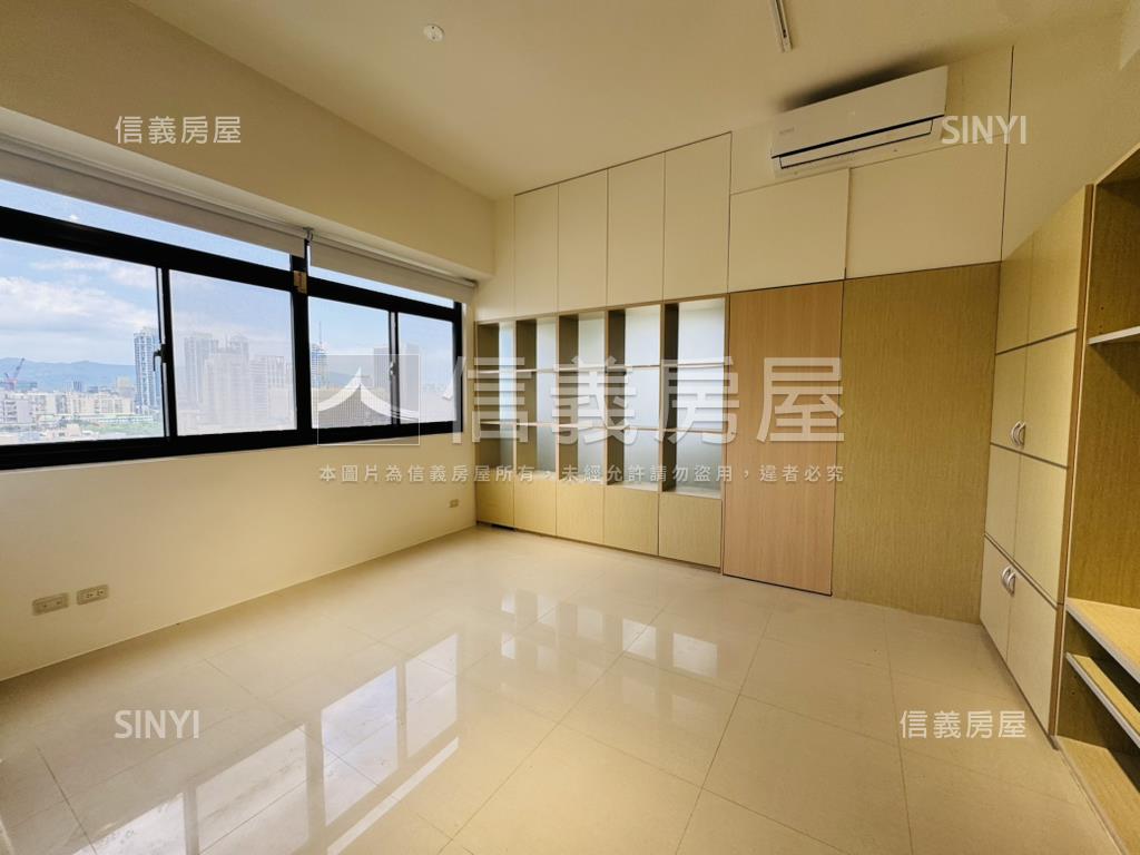 附中菁選邊間看１０１房屋室內格局與周邊環境