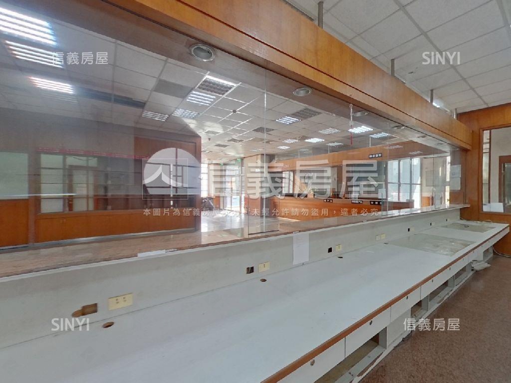 近園區、交流道大型辦公室房屋室內格局與周邊環境