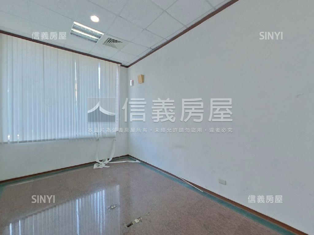 近園區、交流道大型辦公室房屋室內格局與周邊環境