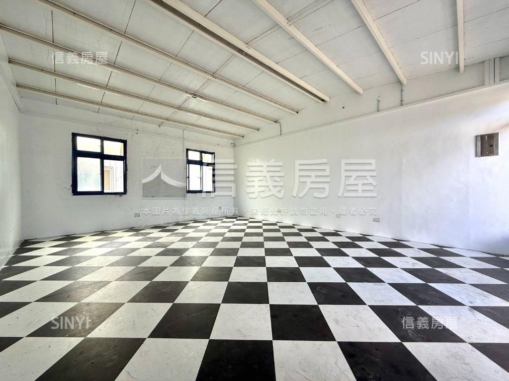 希臘海島風寧靜透天房屋室內格局與周邊環境