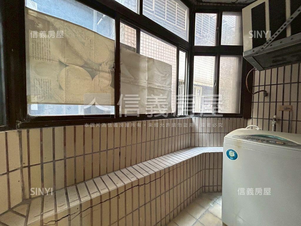 專任海景天下大套房房屋室內格局與周邊環境