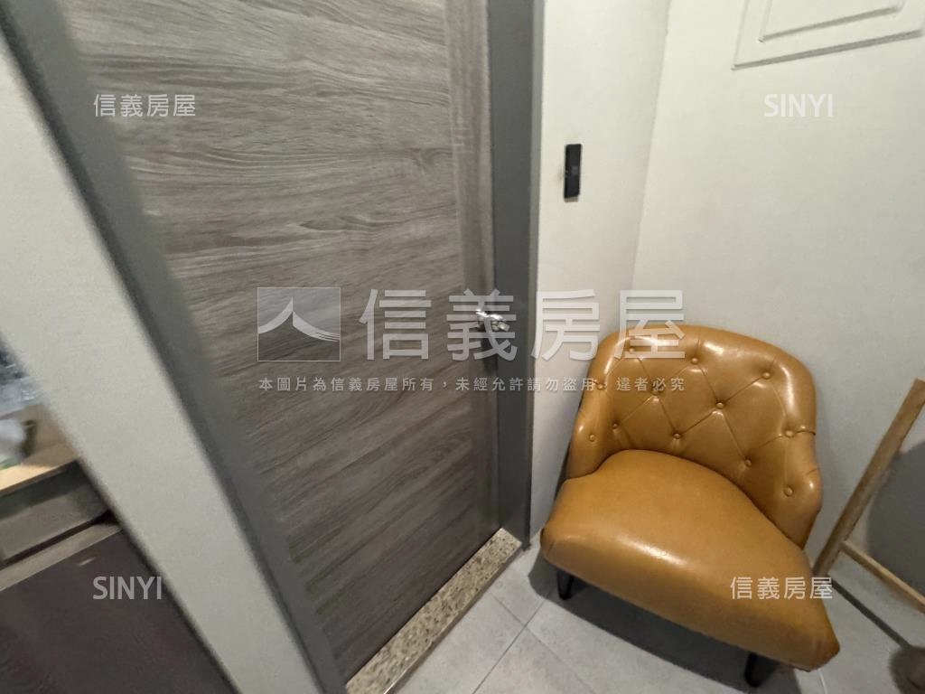 江南街邊間金店面房屋室內格局與周邊環境