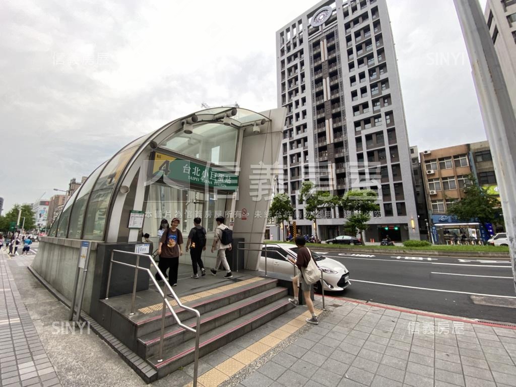 敦年敦北南京３房高樓車位房屋室內格局與周邊環境