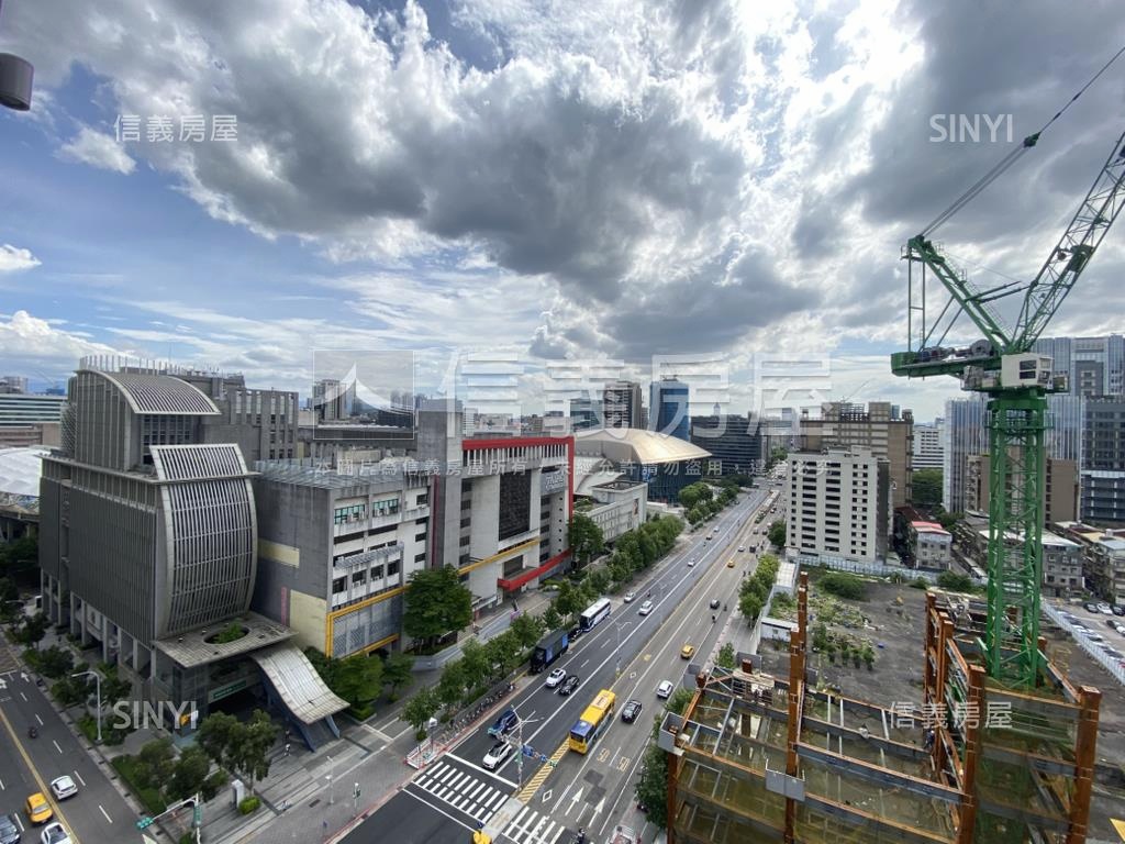 敦年敦北南京３房高樓車位房屋室內格局與周邊環境