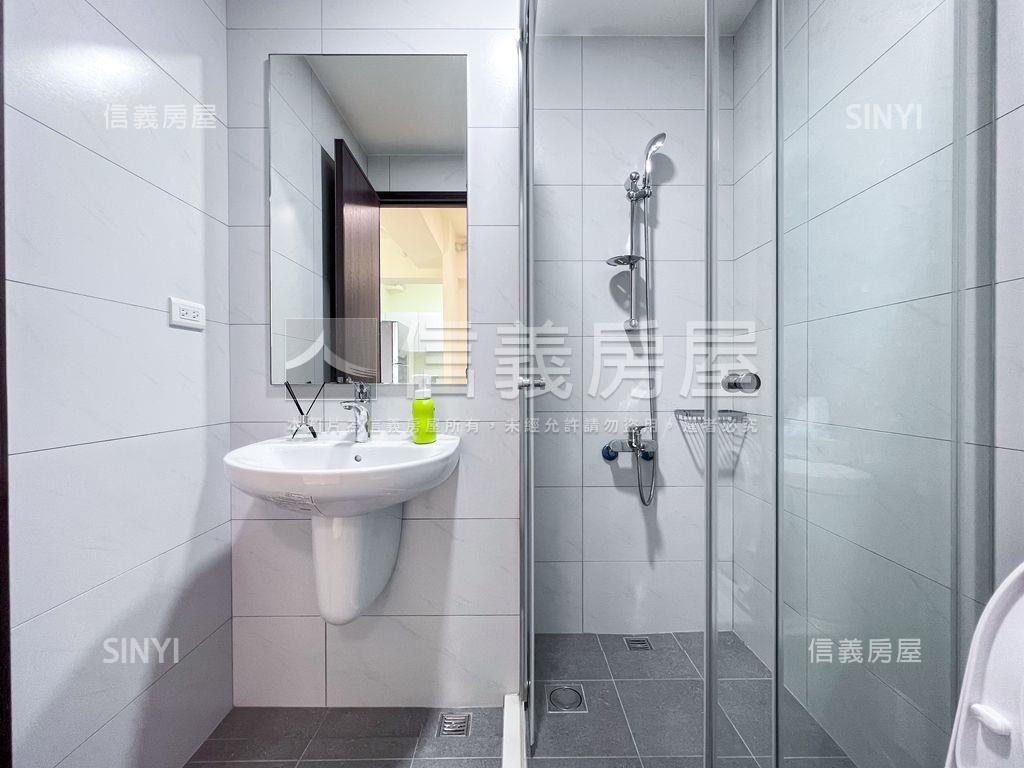 高大特區輕屋齡平車美宅房屋室內格局與周邊環境