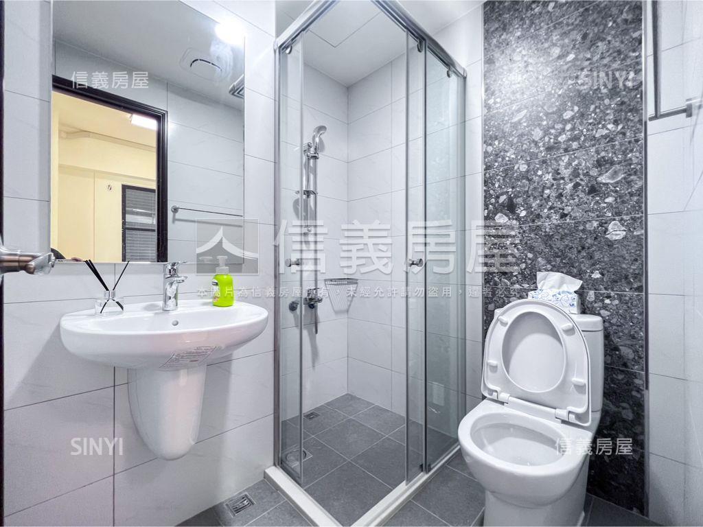 高大特區輕屋齡平車美宅房屋室內格局與周邊環境