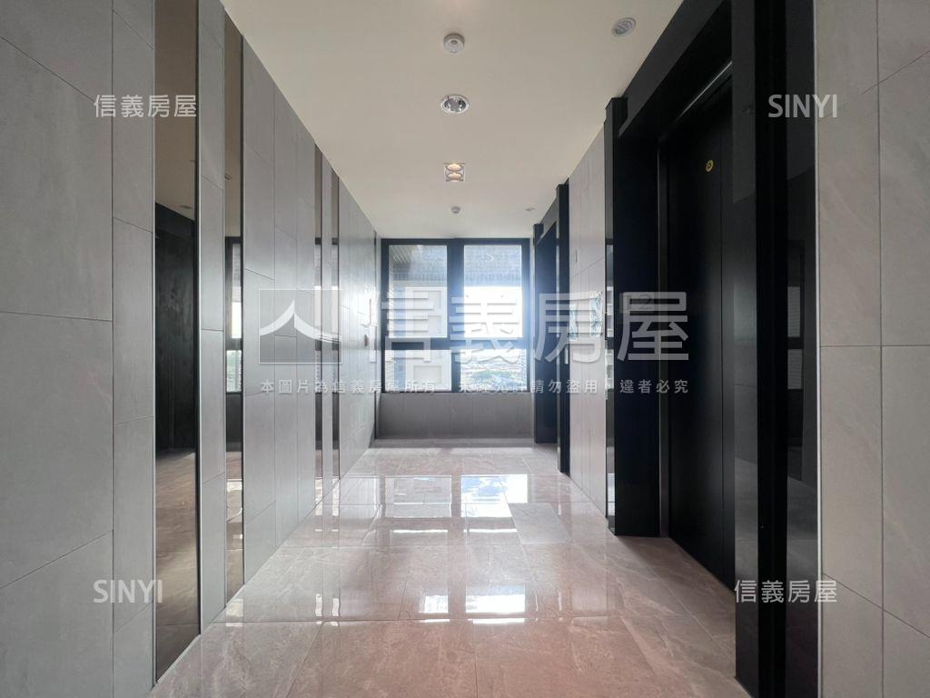 高大特區輕屋齡平車美宅房屋室內格局與周邊環境