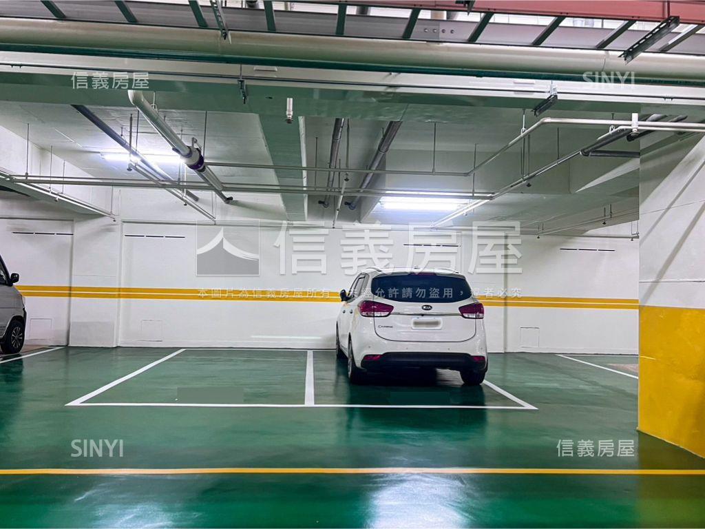 高大特區輕屋齡平車美宅房屋室內格局與周邊環境