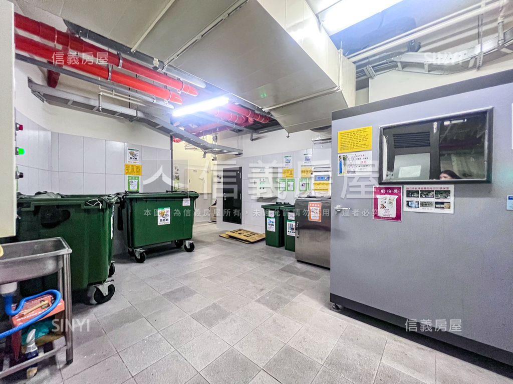 高大特區輕屋齡平車美宅房屋室內格局與周邊環境