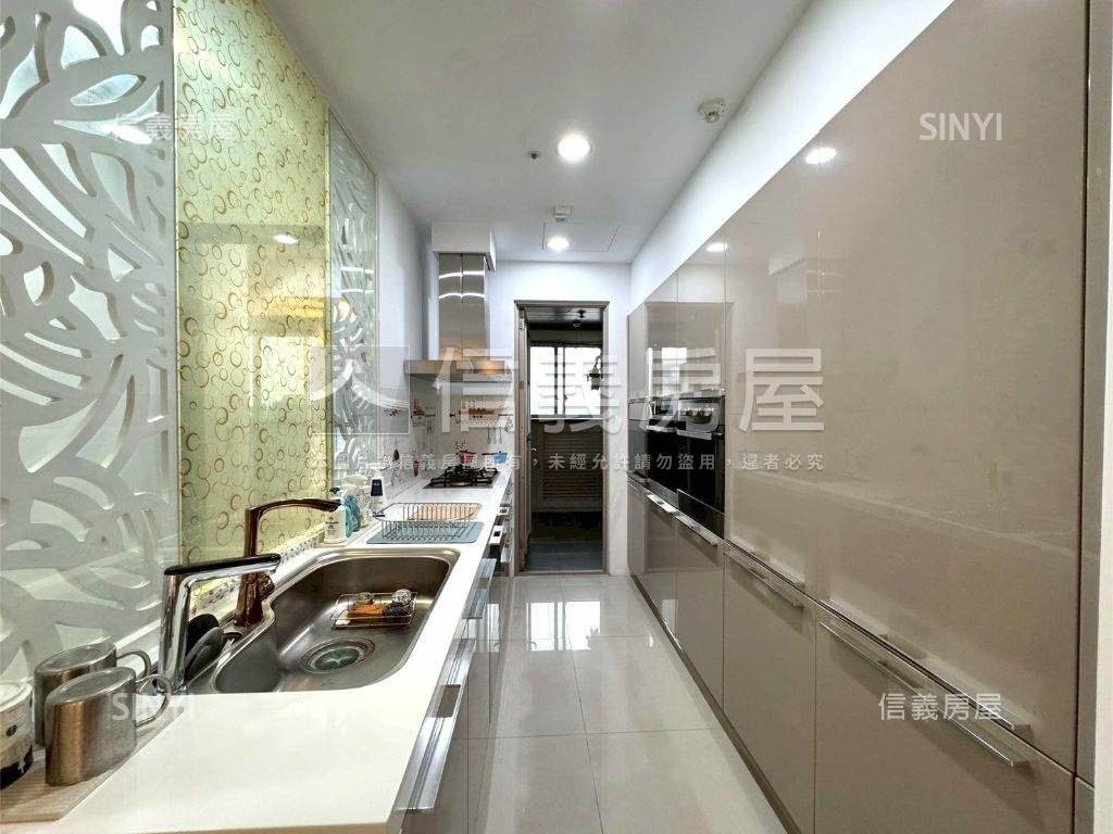 銓璟大境．高樓四房雙平車房屋室內格局與周邊環境