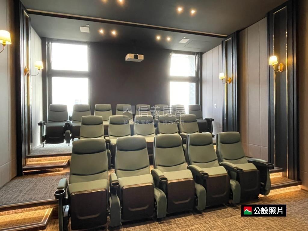 巨蛋香榭。高樓景觀兩房房屋室內格局與周邊環境