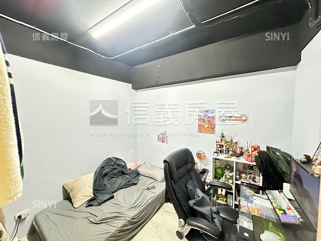 中山國中捷運電梯華廈房屋室內格局與周邊環境