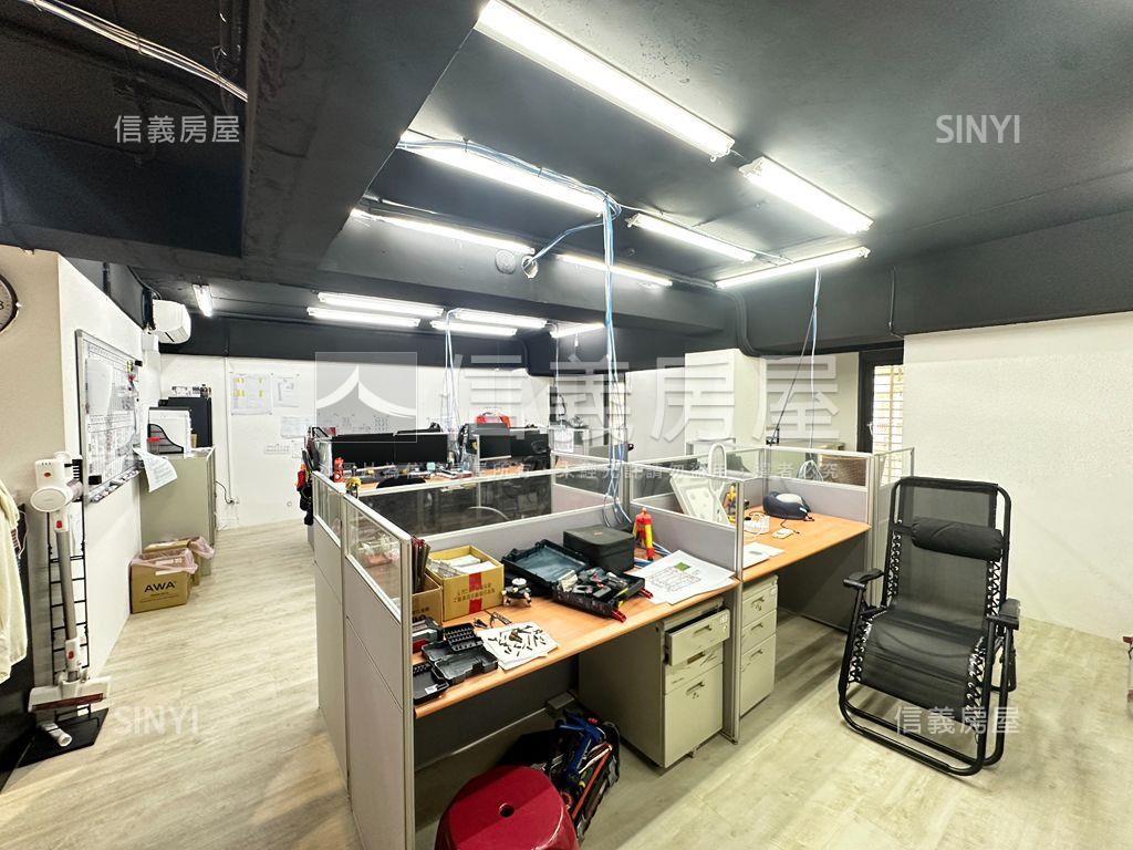 中山國中捷運電梯華廈房屋室內格局與周邊環境
